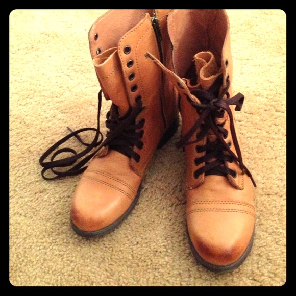 Bakers genuine leather combat boots