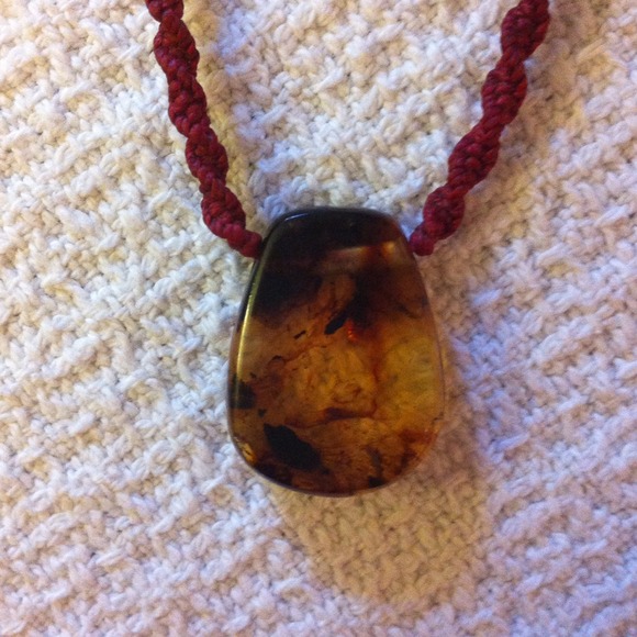 Amber  Necklace - Picture 2 of 3