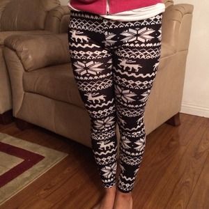 Fair isle tights with reindeers & snowflakes