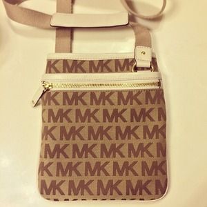 Michael Kors Crossbody Bag