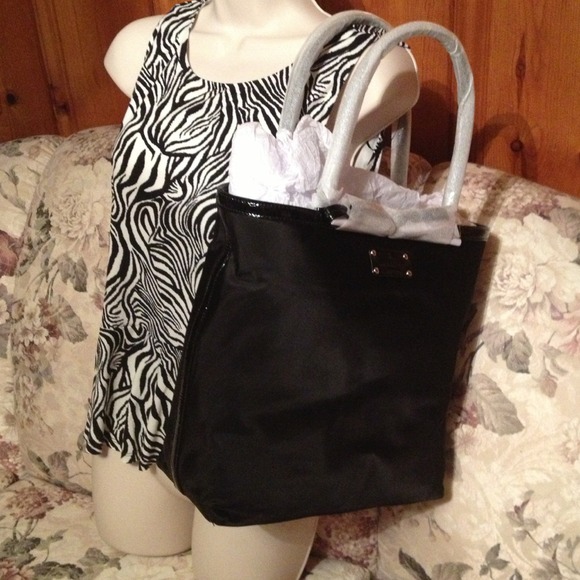 Flash sale Kate Spade NewYork black handbag NWT - Picture 3 of 4