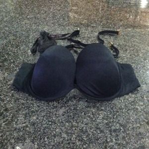 SOLD VS Bra