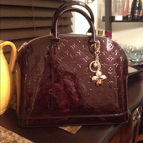 Bandeau/Bag Charm? Or Just Wear Both?! Decisions! - Picture 3 of 4