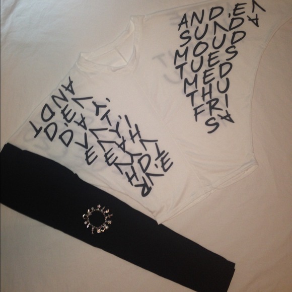 Black and white top w/ tights and accessories