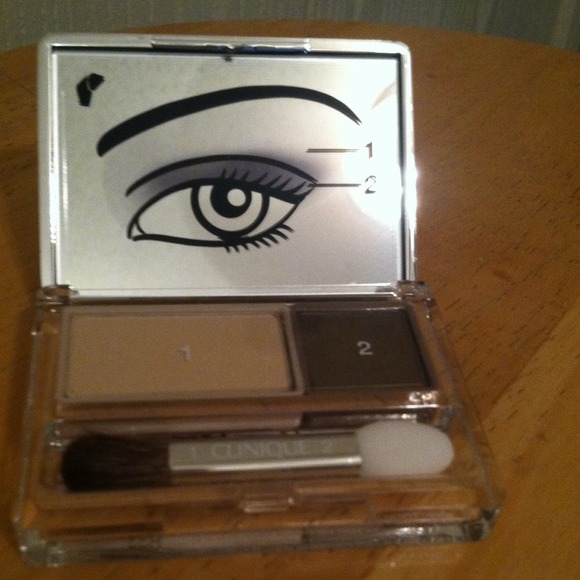 Clinique colour surge eye shadow duo