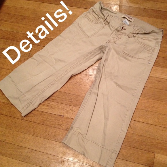 Hydraulic Khaki Capris