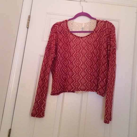 Crop top