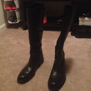 Hardly worn Vince camuto leather boots