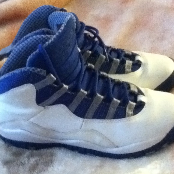 Royal Blue 10's (Jordans)⬇️🌻🌻🌺🌺