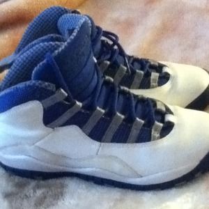 Royal Blue 10's (Jordans)⬇️🌻🌻🌺🌺