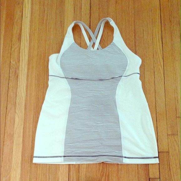 SOLD IN BUNDLE/Lululemon Energy Tank