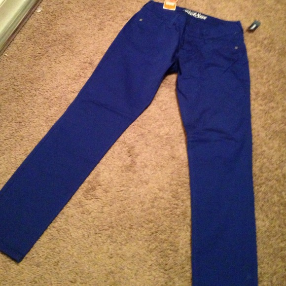 NWT.  Blue skinny jeans.  Old navy Sz 8. - Picture 3 of 3