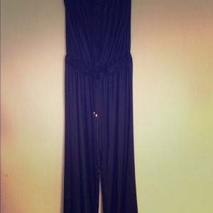 💰SOLD💰SOLD💰💰ALEXIS strapless black jumpsuit S.