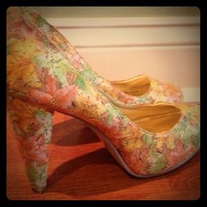 Miss Me 4 inch cork heels