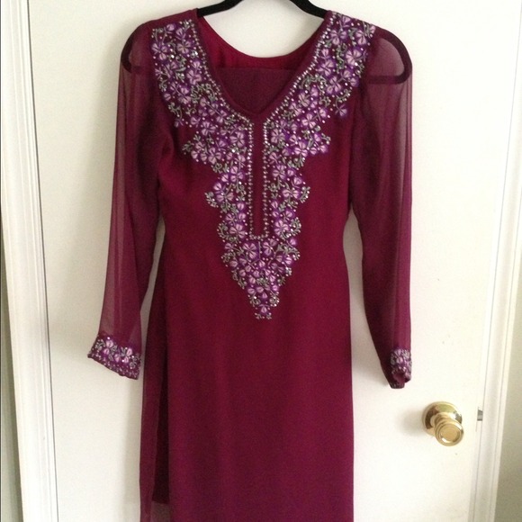 ❎sold. ✅Maroon dust pink chiffon dress