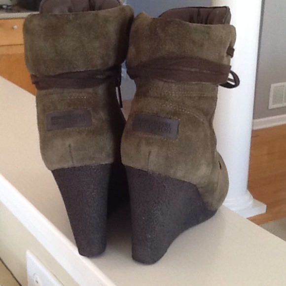 SOLD - Picture 2 of 4