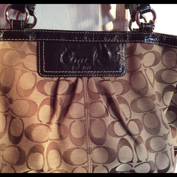 Coach east-west signature tote - Picture 2 of 4