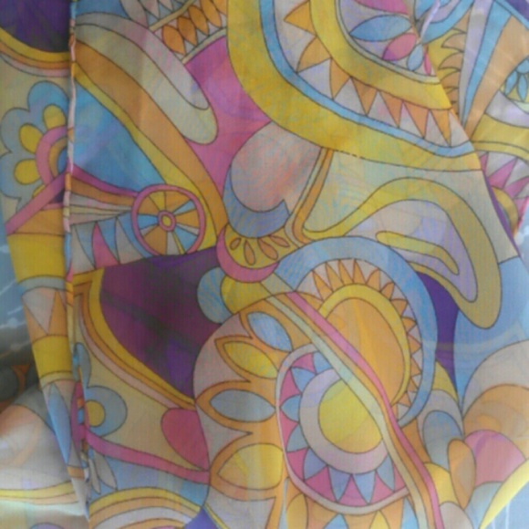 GIFTED * Silk Lilly Pulitzer style scarf