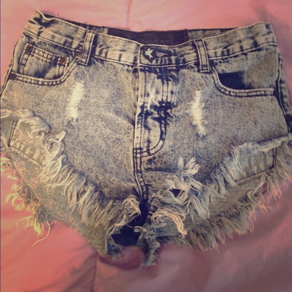 Reserve nwot One teaspoon zz shorts