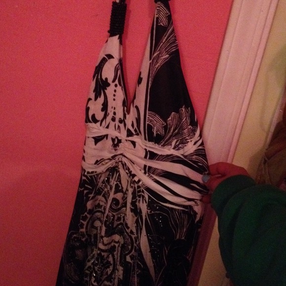 Halter print dress! - Picture 1 of 2