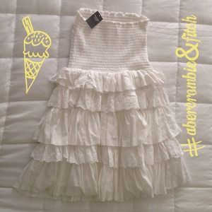 RESERVED Abercrombie & Fitch medium white dress
