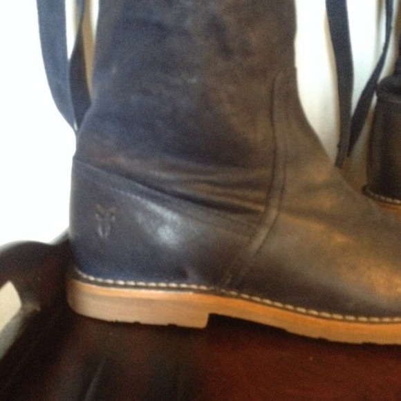 Over the knee Frye boots - Picture 3 of 4