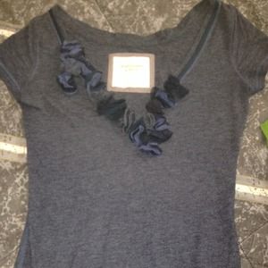 Abercrombie tee