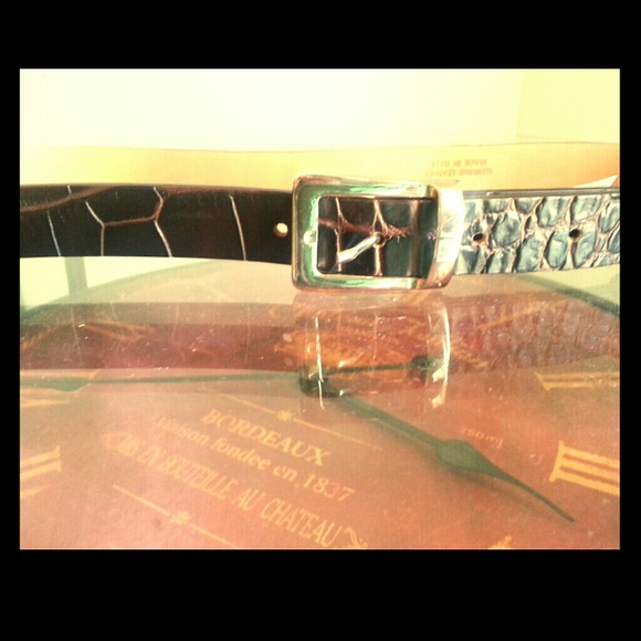 Genuine Leather Harolds Belt - Picture 1 of 2