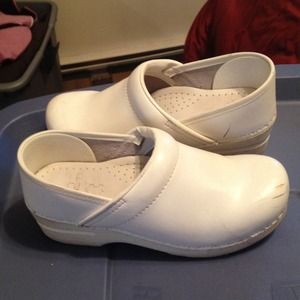 Dansko nursing shoes