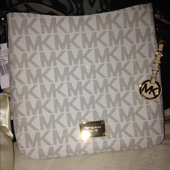 Michael Kors purse