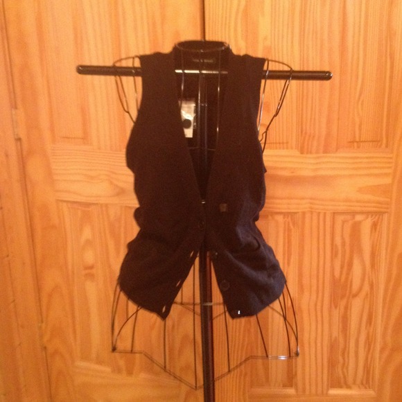 Black vest