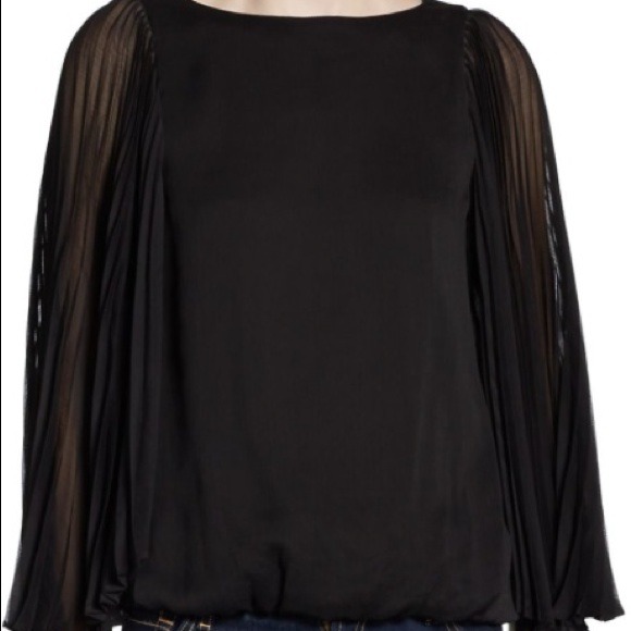 REDUCED--Carmen Carmen Marc Valvo blouse