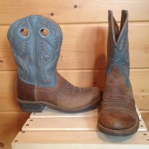 Blue and brown Ariat cowgirl boots