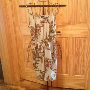 Fun print summer dress, with pockets!!