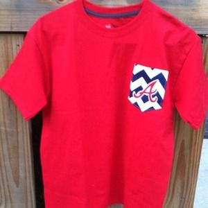 Atlana Braves Chevron pocket T