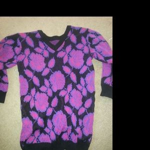 Oversized knitted sweater