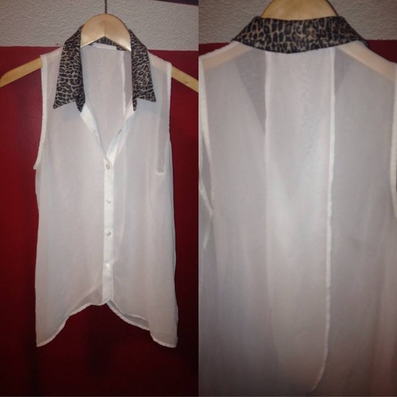 Cheetah collared sheer/flowy tank