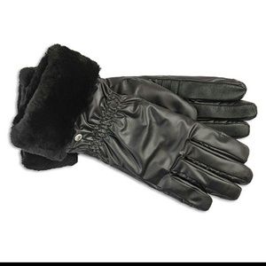 SOLD. Ugg tech smart gloves shearling trim