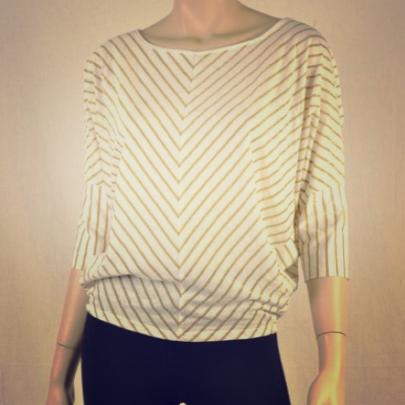 Bundle @askyy09 2 tops & 2 flats