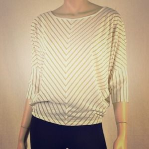 Bundle @askyy09 2 tops & 2 flats