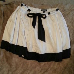 Authentic bebe white and black skirt