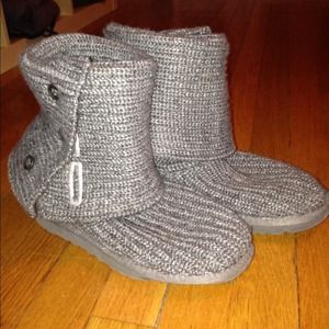 ❌SOLD❌ Classic Cardy Ugg Boots-Grey