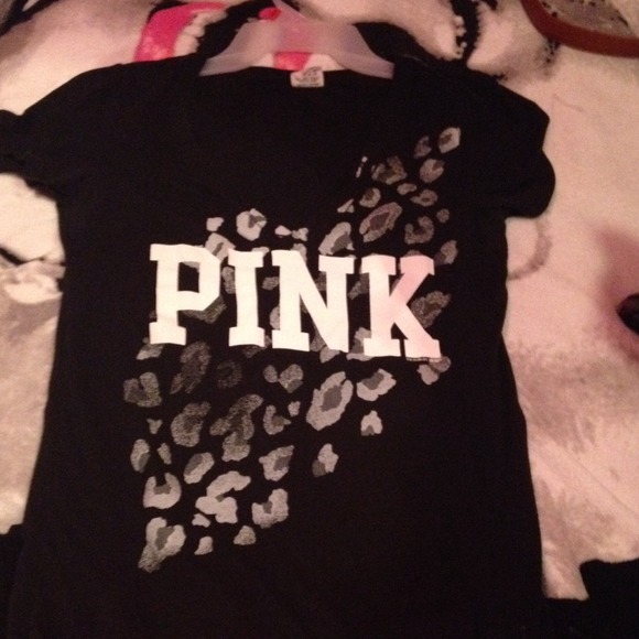 V.s tee! Sold - Picture 1 of 1