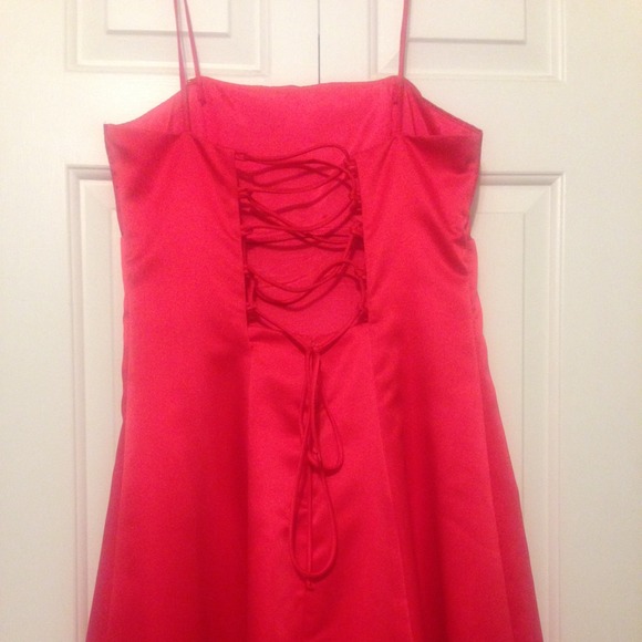 Red prom dress - Picture 3 of 3