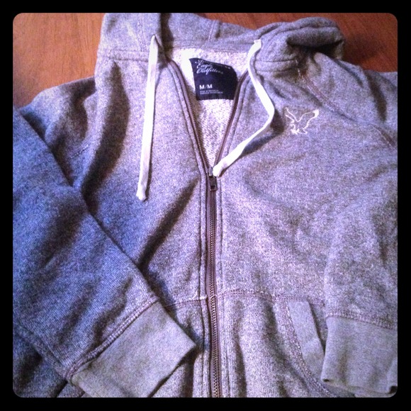 American Eagle Sweatshirt soft and fluffy