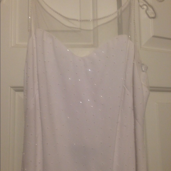 White prom/cocktail dress. - Picture 2 of 2