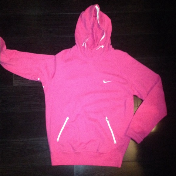 Nike Tops - NWOT Pink Nike Hoodie