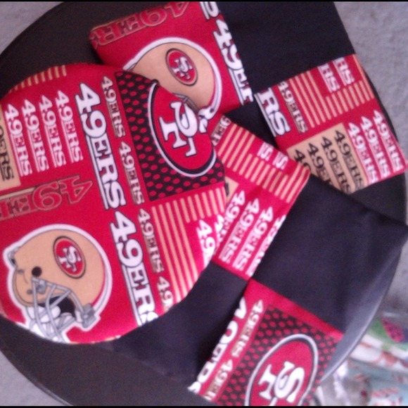 49er Pot holders on hold for errberrrr_