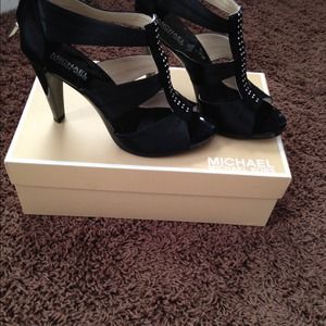 Micheal Kors heels