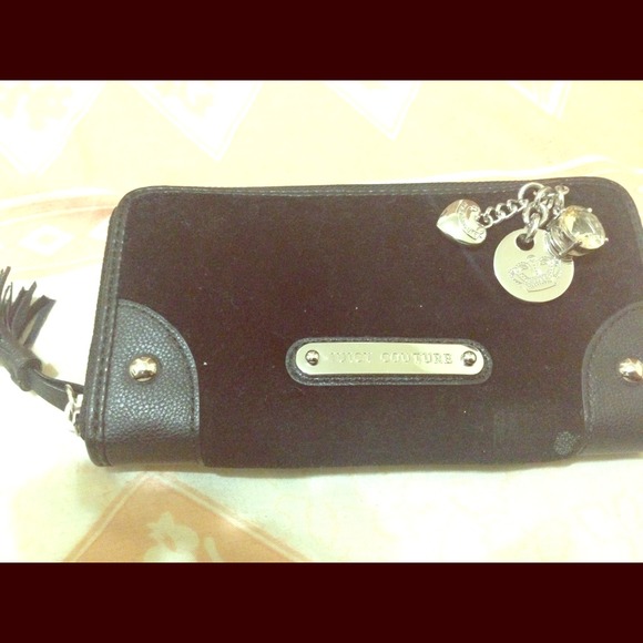Juicy couture wallet